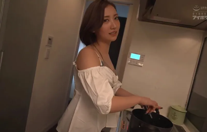 Cậu em ông chồng số hưởng và người người yêu của anh trai có chiếc lưỡi điêu luyện